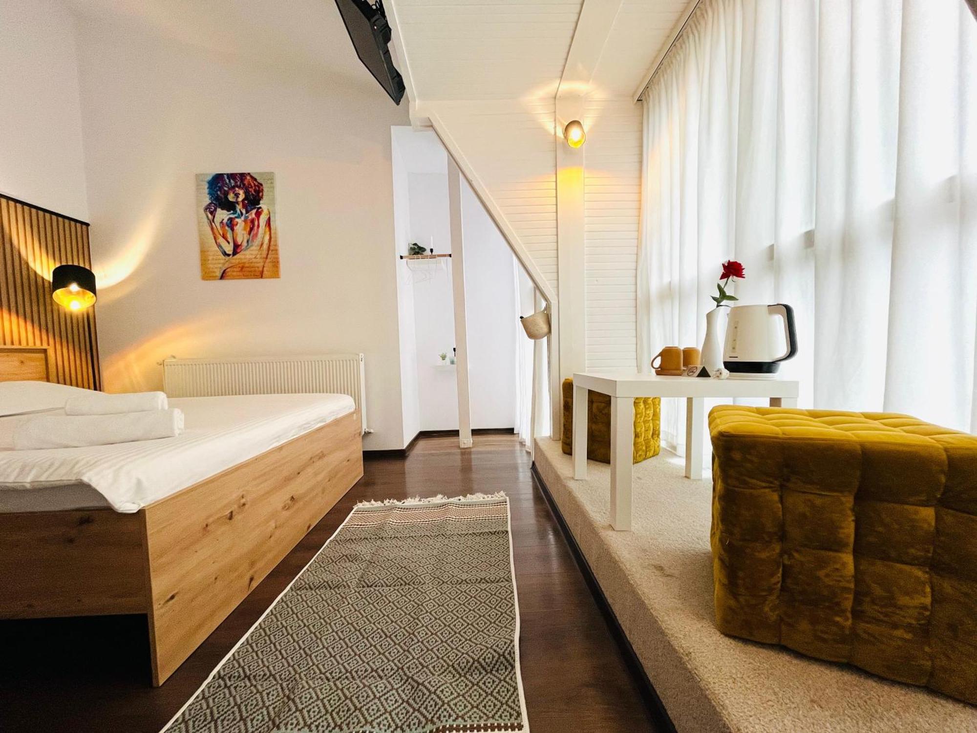טימישוארה Cozy Hideout - Condo Hotel מראה חיצוני תמונה